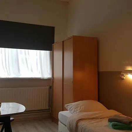 Hostel Eden