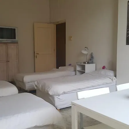 Hostel Eden