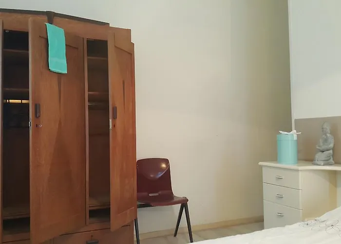 Eden Зандфорт