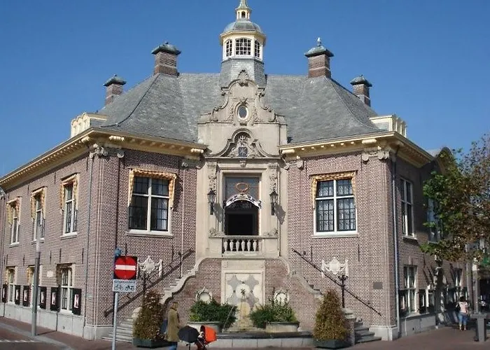 Eden Зандфорт